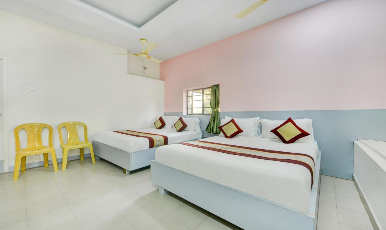 Hotel Sal Inn - Near Airport Madras Buitenkant foto