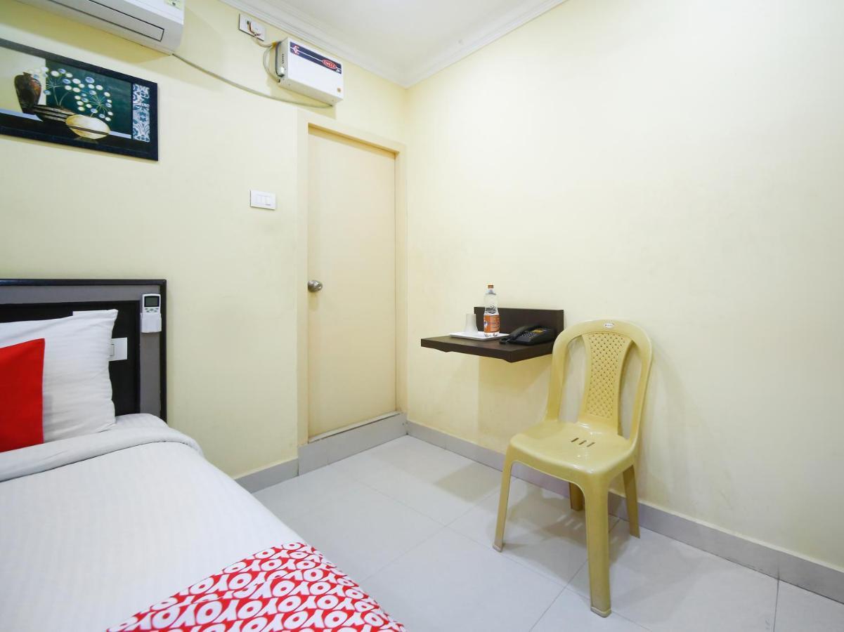Hotel Sal Inn - Near Airport Madras Buitenkant foto